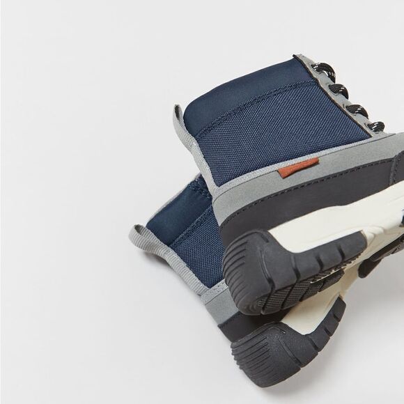 Zara CONTRASTING HIGH-TOP SNEAKERS Kids  12 .5 - Picture 7 of 9